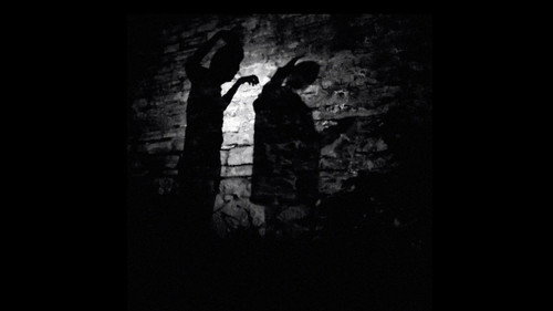 HÖHLE
